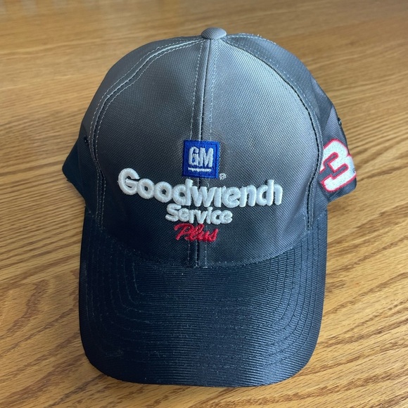 Dale Earnhardt Chase Authentic GM
Goodwrench service Plus #3 Racing
Hat - Picture 1 of 5